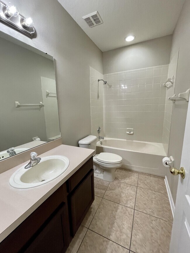 Building Photo - 1144 Andrew Aviles Cir