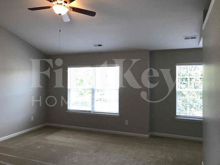 Building Photo - 5972 Odenton Ln