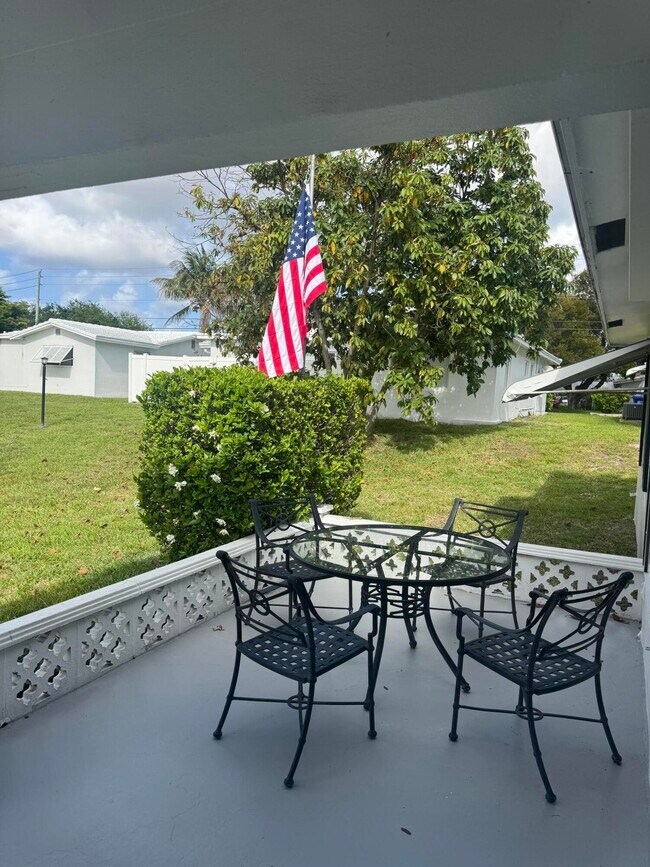 Building Photo - 100 NW 27th St