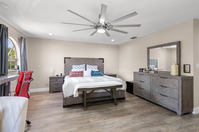 Building Photo - 9124 Villa Portofino Cir