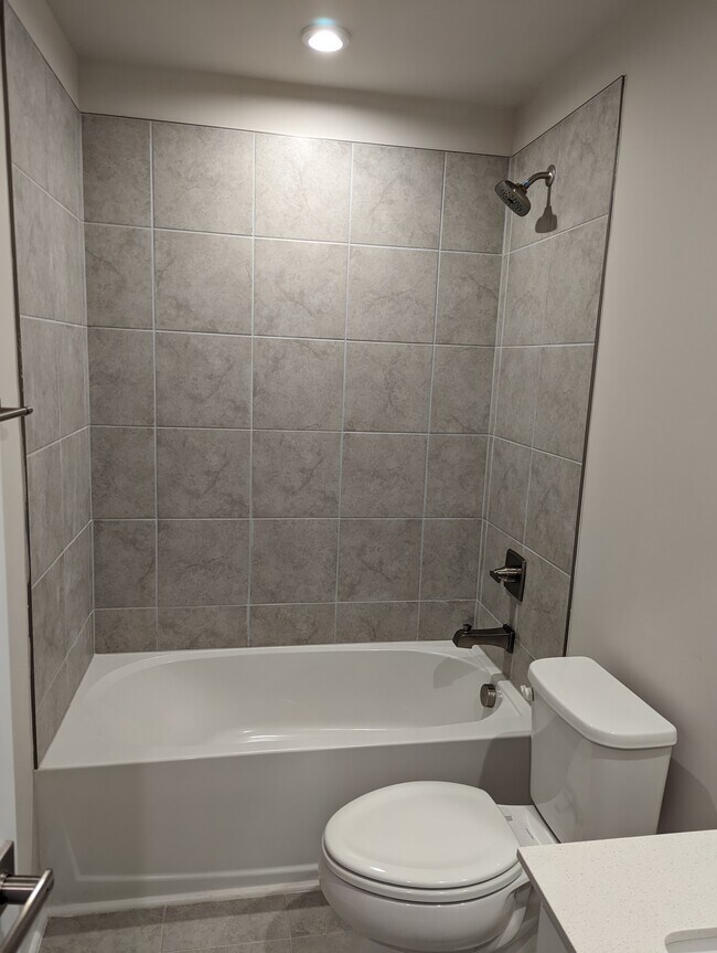 Building Photo - 1114 Gleason Way