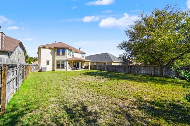 Building Photo - Exquisite 3-bedroom, 2.5-bathroom off 1604 and Culebra Road - Realtor Commission: $500