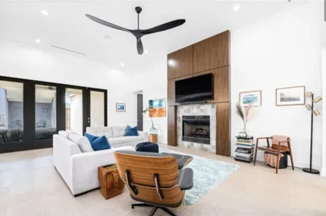 Building Photo - Beautiful 2020 Parade Home in Escondido Ranch