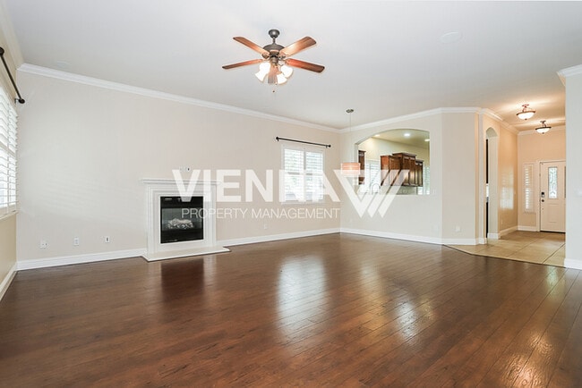 Building Photo - 1805 La Guardia Cir
