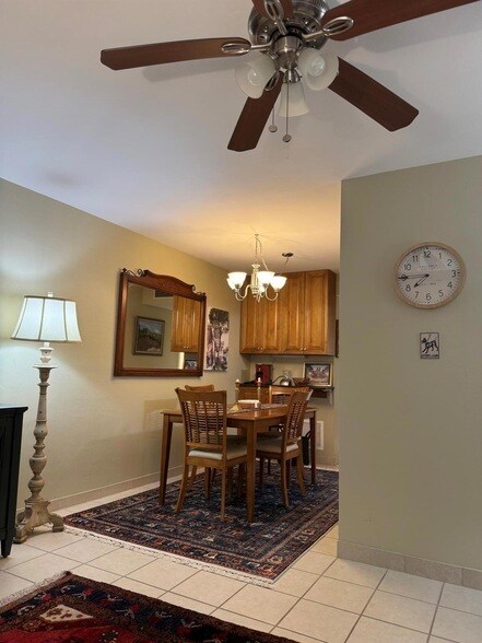 Building Photo - 3362 Cynthia Ln