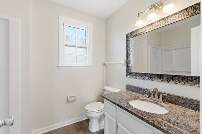 Building Photo - 212 Old Columbia Rd