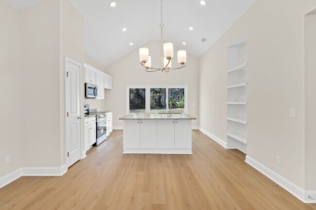 Building Photo - 1138 Hanover Ln