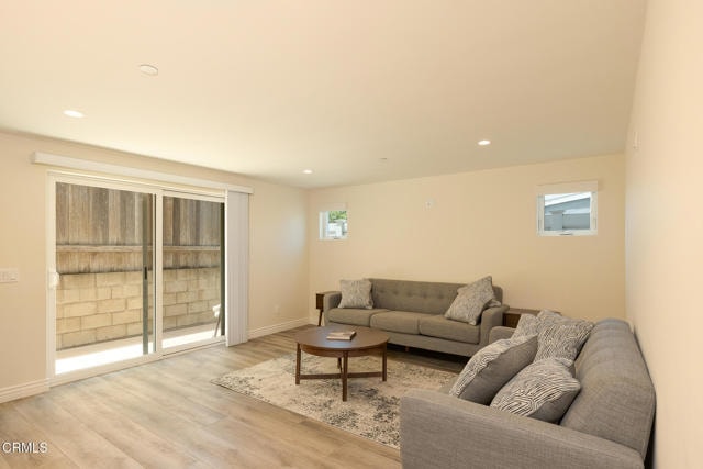 Building Photo - 2129 Piru Ave