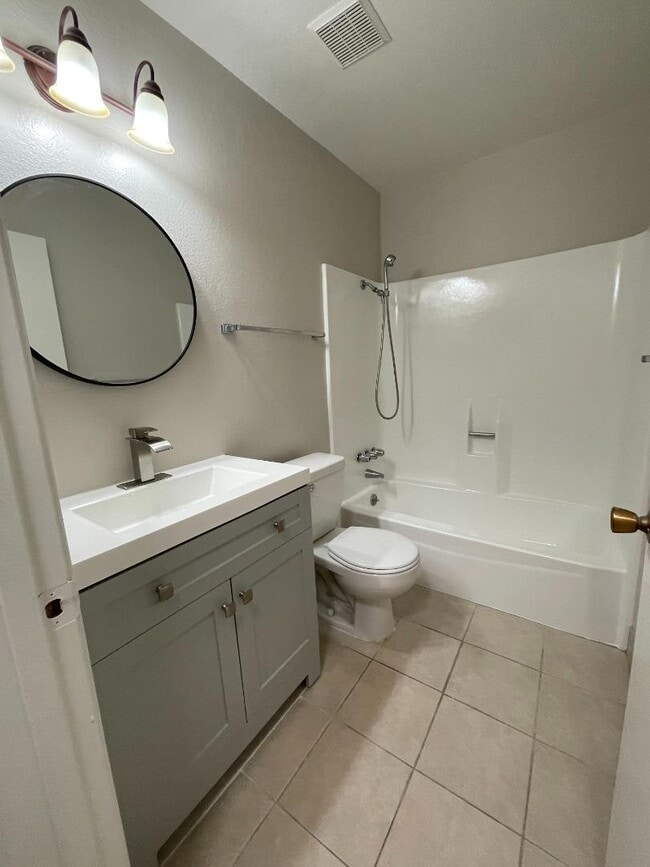Building Photo - 309 Cravens Ct