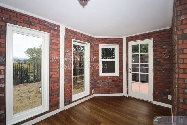 Building Photo - 4 Bed 3 Bath House in Spring Valley w/ Washer + Dryer and 2-Car Garage