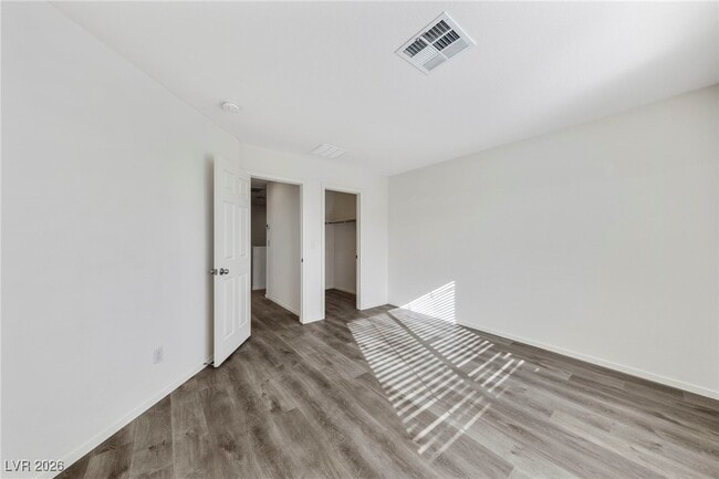 Building Photo - 10822 Hunters Green Ave