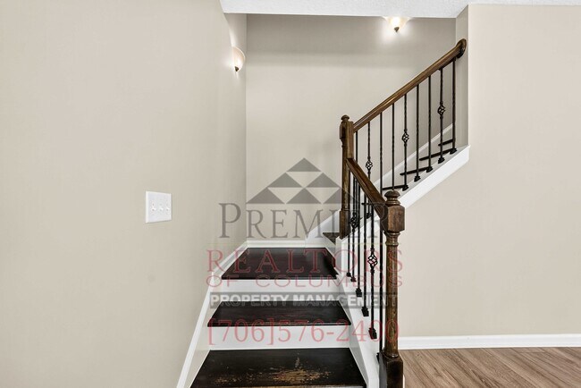Building Photo - 7329 Sorrel Ct