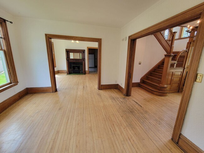 Building Photo - 1601 Baxter Ave