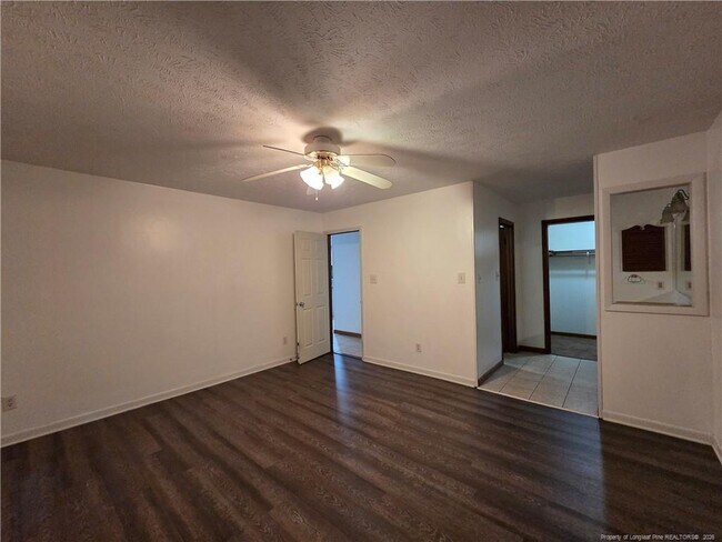Building Photo - 5611 Nix Rd
