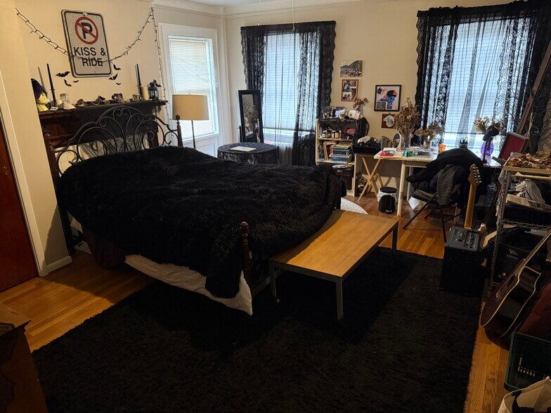 Building Photo - 418 Edgemont St