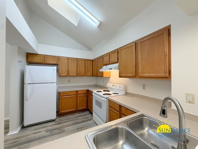 Building Photo - Nice 3 Bedroom Home Close to Eglin and Hurlburt Field AFB!