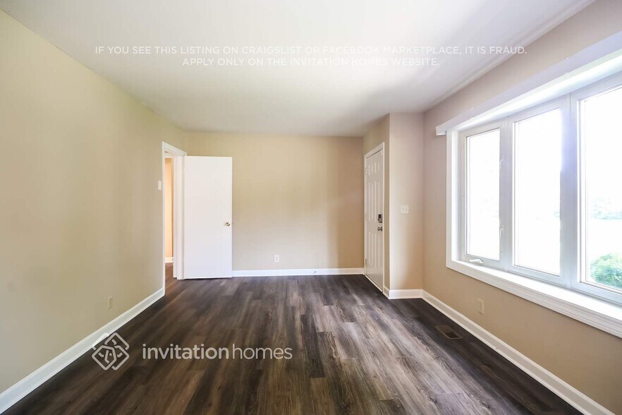 Building Photo - 3310 Paula Cir