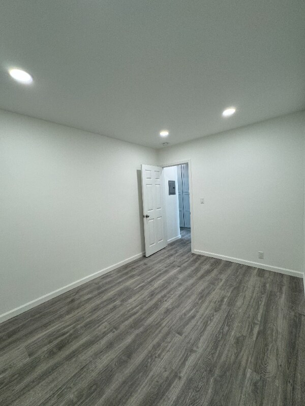 Building Photo - 14633 Sylvan St