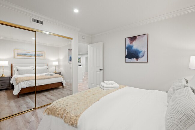 Building Photo - Gated Newport Coast 4BR w/ Pool Access