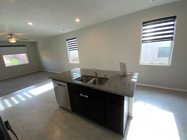 Building Photo - 3 Bedroom Single Story Home Available Near...