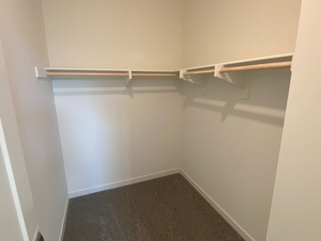 Building Photo - Brand New Home