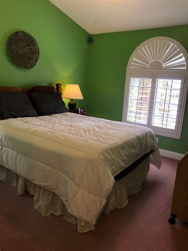 Building Photo - Gorgeous Furnished Oasis in Las Vegas Avai...
