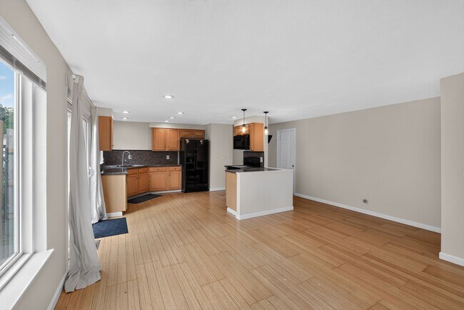 Building Photo - Charming Single-Level Home with Fresh Updates & Pet-Friendly Yard!