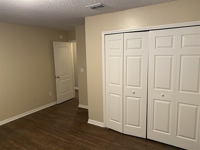Building Photo - 10191 Wood Dove Way