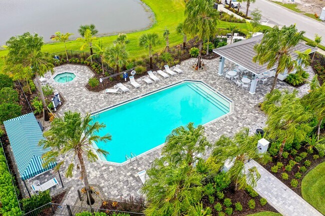 Building Photo - 4720 Willow Bend Ave