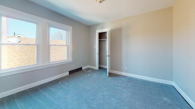 Building Photo - 6711 Dartworth Dr