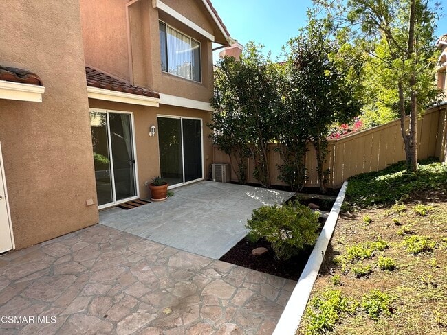 Building Photo - 4895 Martona Dr