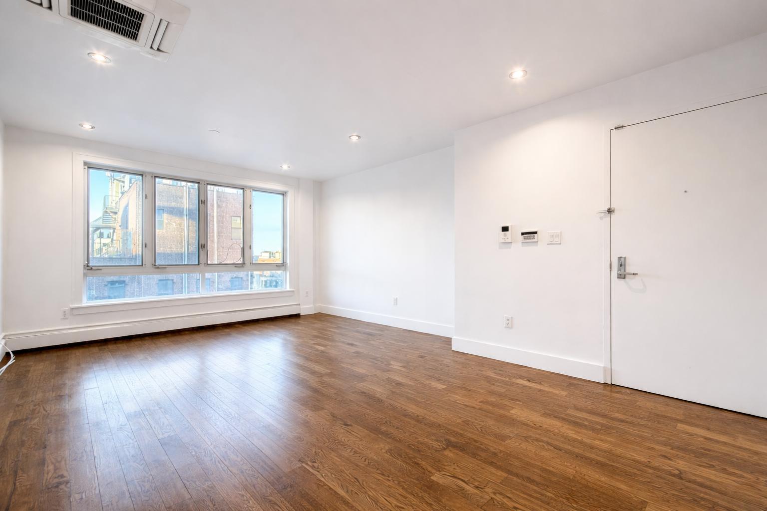 Building Photo - 143 Skillman Ave