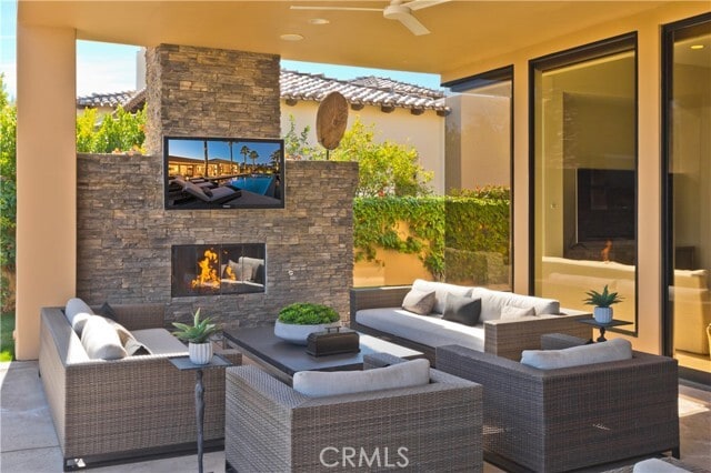 Building Photo - 57780 Troon Way