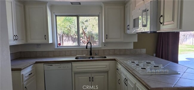 Building Photo - 129 Sunridge Way