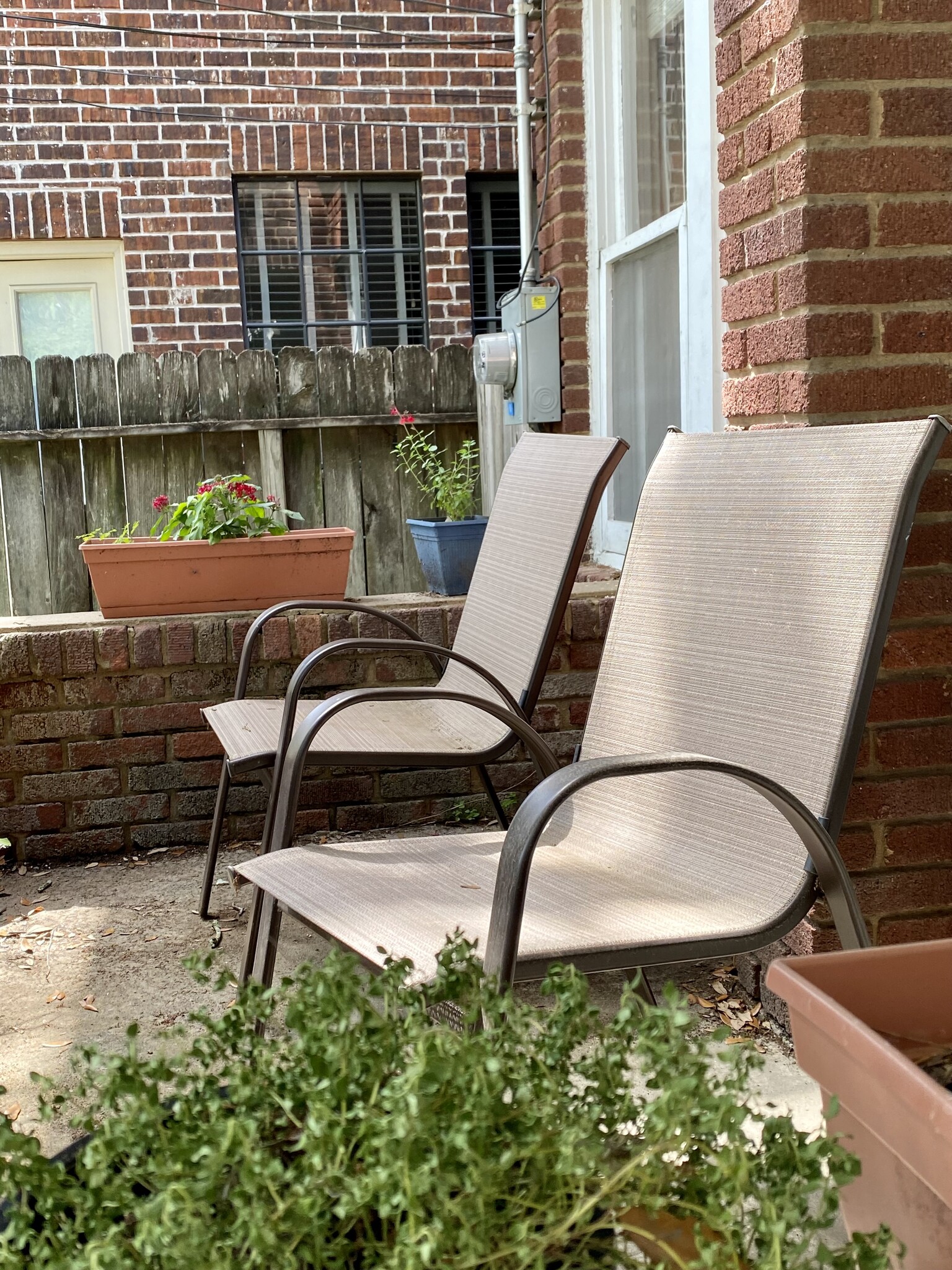 Private porches 1 and 2 - 812 Branard St