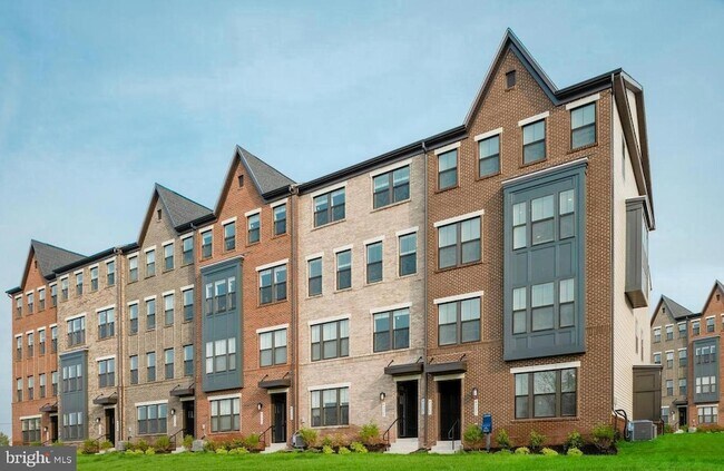 Building Photo - 43357 Radford Divide Ter