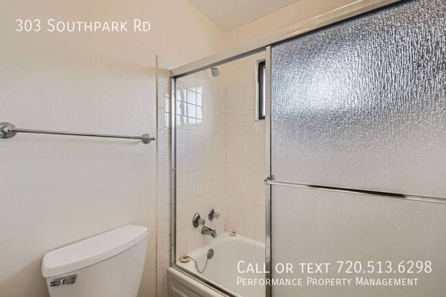 Building Photo - 303 Southpark Rd