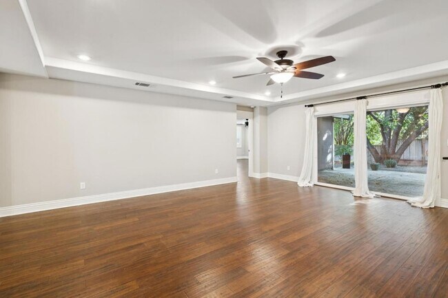 Building Photo - 2081 Buttner Rd