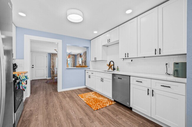 Building Photo - 214 50th St W