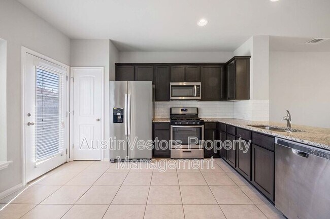 Building Photo - 18007 Malnati Dr