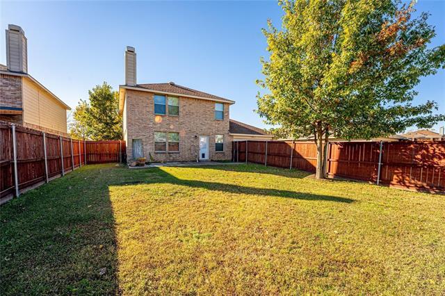 Building Photo - 2929 Jamestown Dr