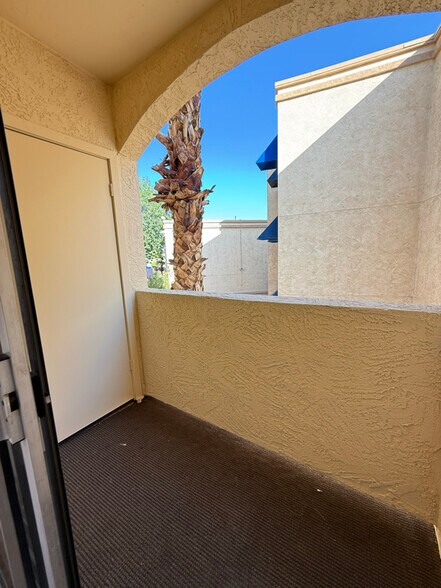 Building Photo - 12221 W Bell Rd