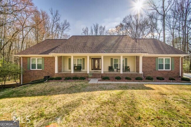 Primary Photo - 832 Goza Rd