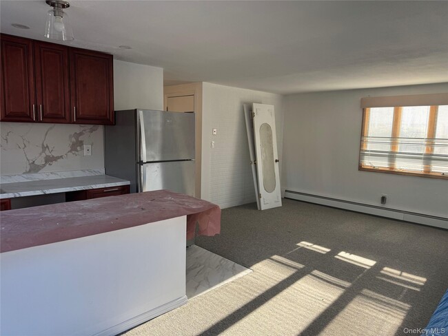 Building Photo - 10 Marsulin Dr