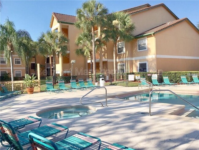 Building Photo - 3012 Parkway Blvd