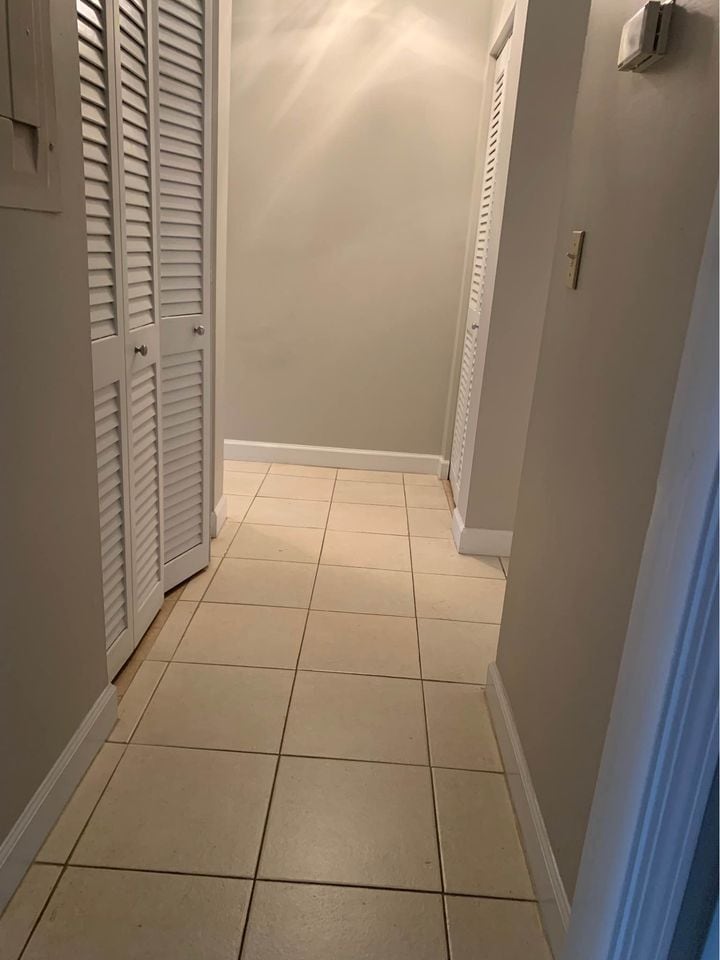 Hallway - 5201 ATLANTIC Blvd