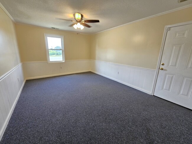 Building Photo - 1198 Holly Springs Rd
