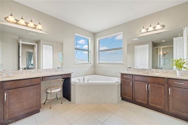 Building Photo - 10099 Windy Pointe Ct