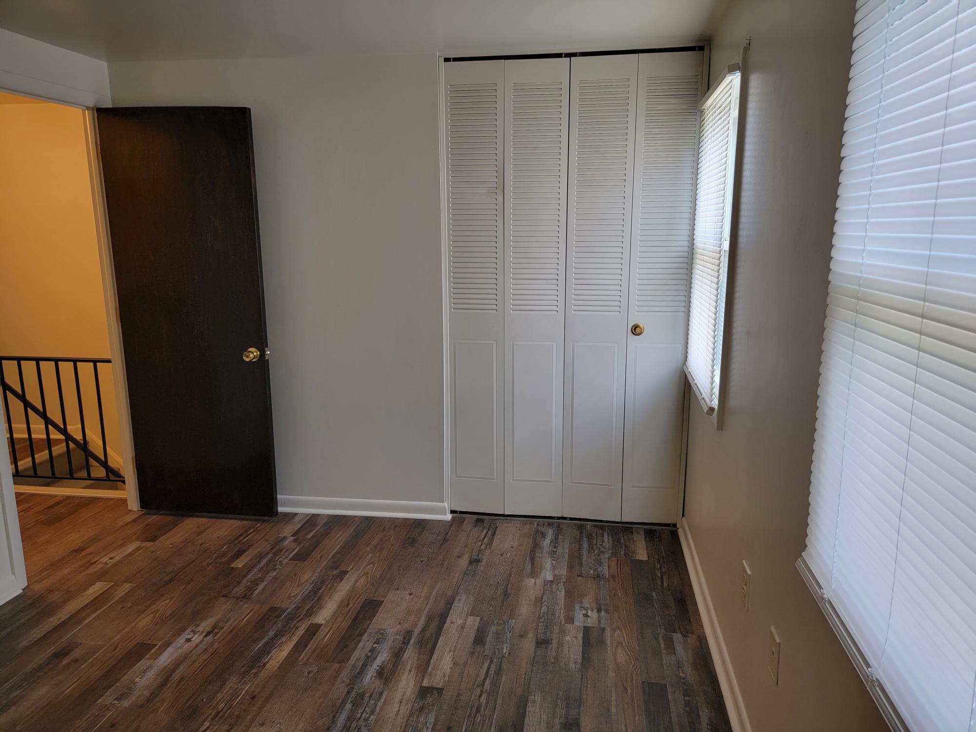 Building Photo - 680 Broad St