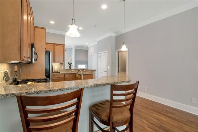 Building Photo - 58 Emerson Hill Square